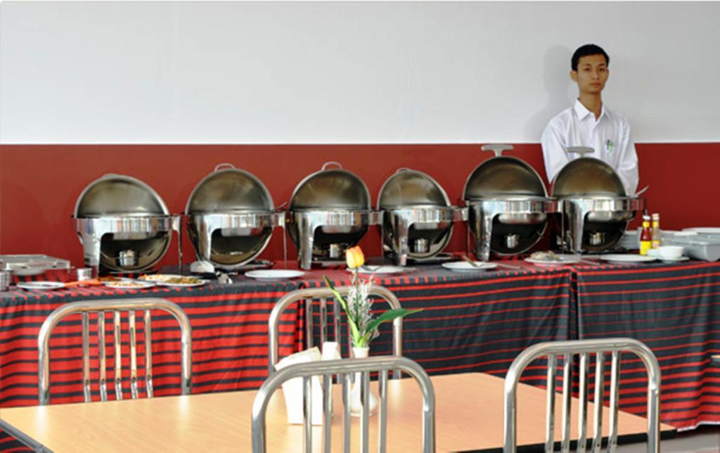 Clover Hotel Rangoon Eksteriør billede
