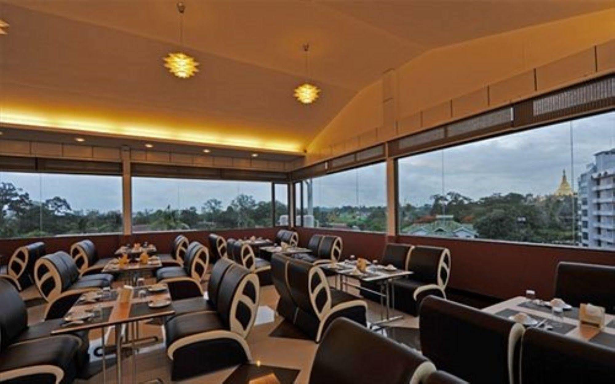 Clover Hotel Rangoon Eksteriør billede