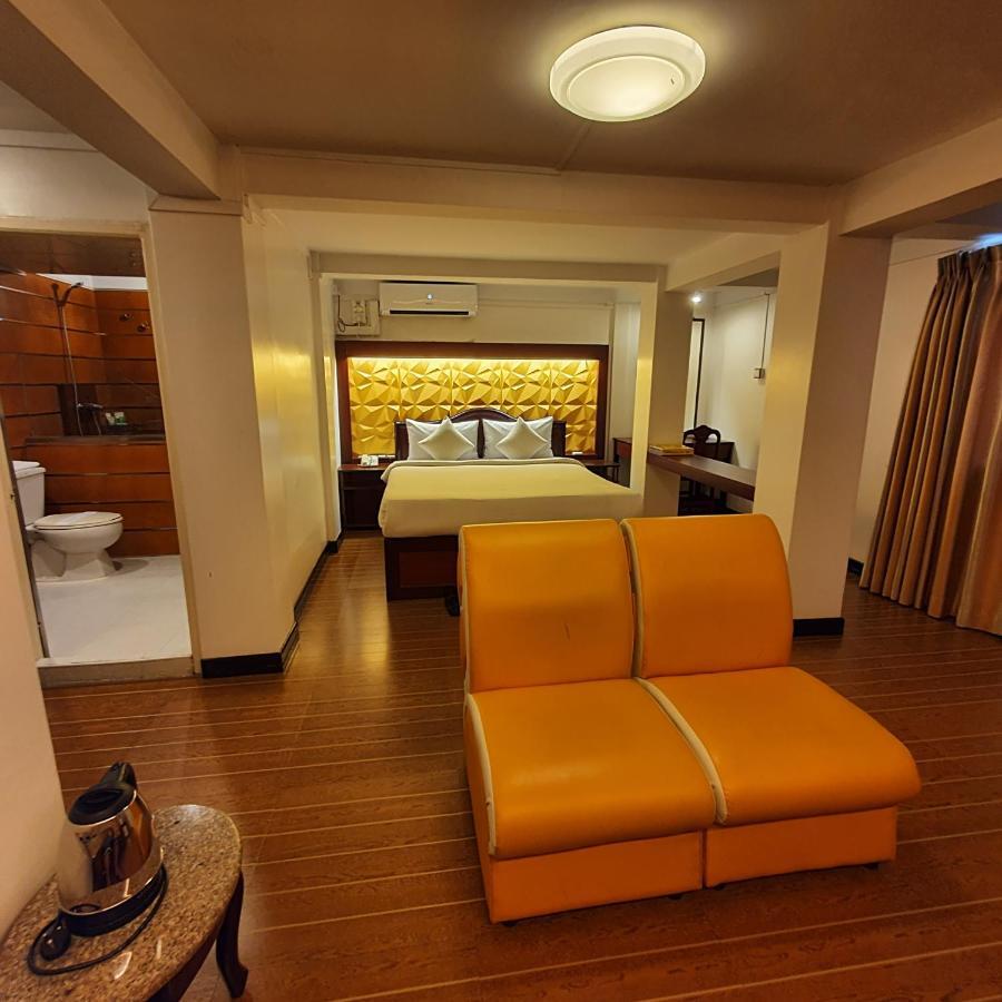 Clover Hotel Rangoon Eksteriør billede